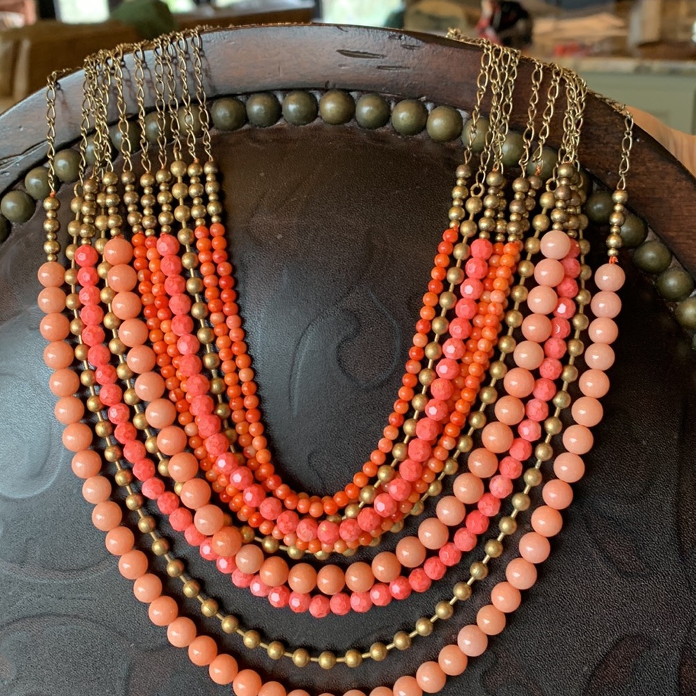 Stella and Dot Retired Coral Palomino Necklace